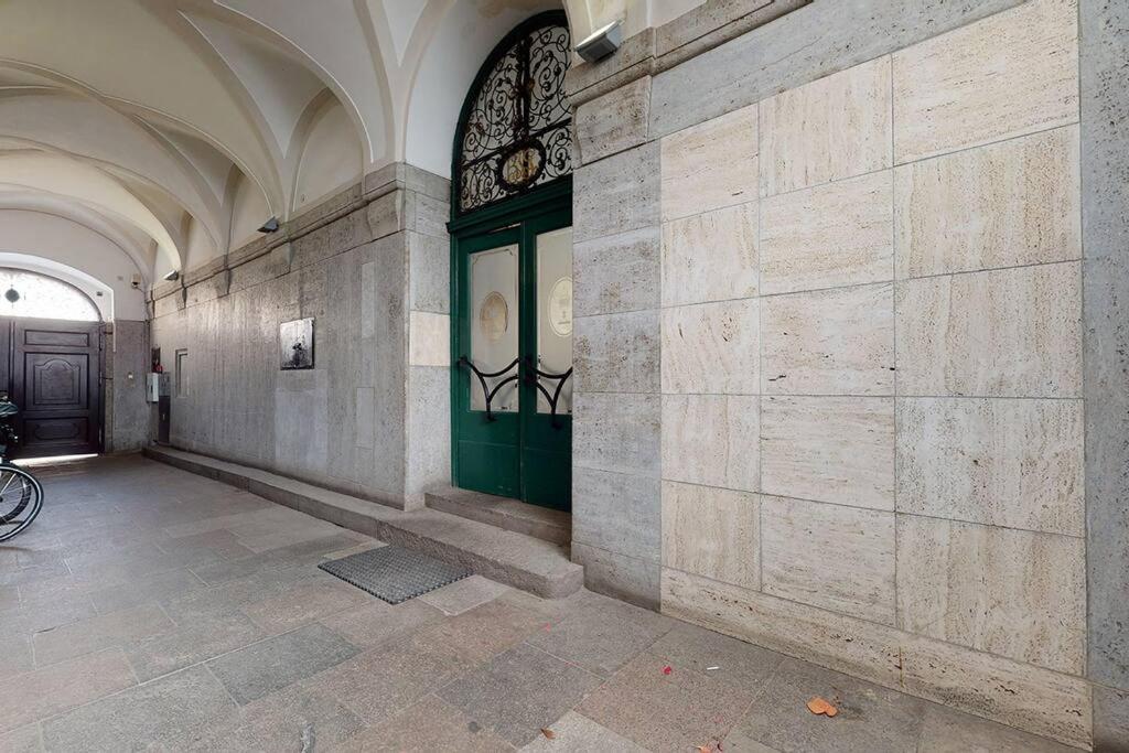 Ferienwohnung Big Modern Apart - Market Square - Nice View - Next To Town Hall Breslau Exterior foto
