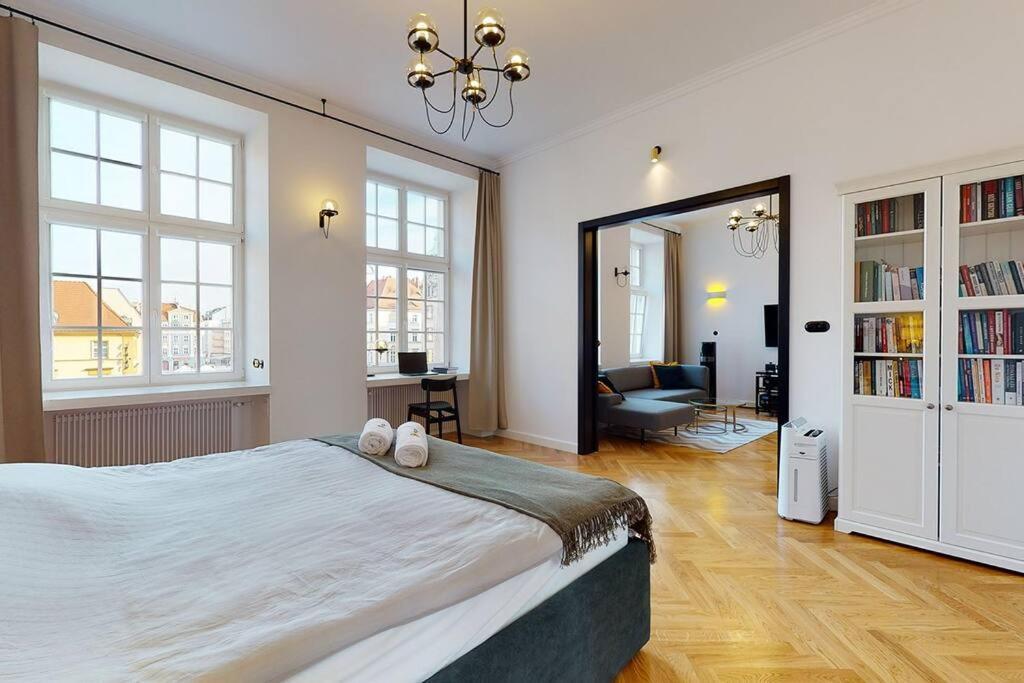 Ferienwohnung Big Modern Apart - Market Square - Nice View - Next To Town Hall Breslau Exterior foto